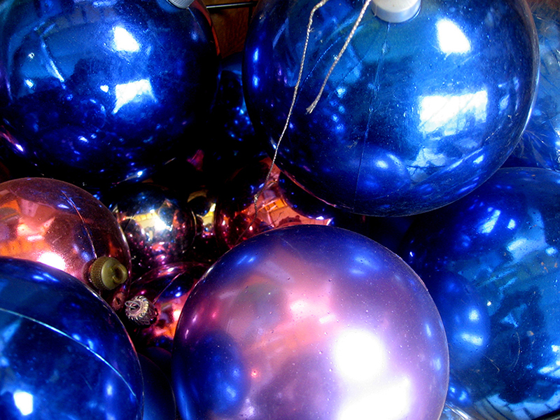 b2bcards corporate christmas eacrd ref:b2b-ecards-baubles-blue-370.jpg, Baubles, Blue