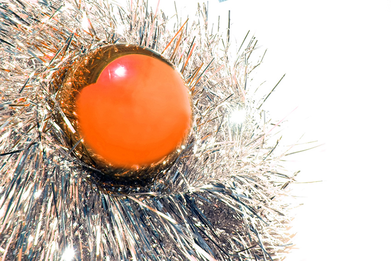 b2bcards corporate christmas eacrd ref:b2b-ecards-baubles-tinsel-orange-340.jpg, Baubles,Tinsel, Orange